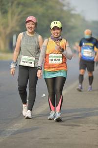 BIB: 26262, 20198
                            <button type="button" onclick="openModal(8215981)" class="btn btn-primary btn-sm float-right btn-popup" data-toggle="modal" data-target=".modal-high-quality">
                        <i class="fas fa-shopping-cart"></i> Add to Cart
                    </button>
                                            <button type="button" onclick="isThisMe(8215981, true)" class="btn btn-success btn-sm float-right btn-popup btn-isme hidden" data-toggle="tooltip" data-placement="bottom" title="นี่คือรูปของคุณใช่ไหม คลิกที่นี่เพื่อเอาเข้าอัลบั้ม">
                        <i class="fas fa-plus"></i> Add to album
                    </button>
                    <button type="button" onclick="isThisMe(8215981, false)" class="btn btn-warning btn-sm float-right btn-popup btn-isnotme hidden">
                        <i class="fas fa-ban"></i> Remove from album
                    </button>